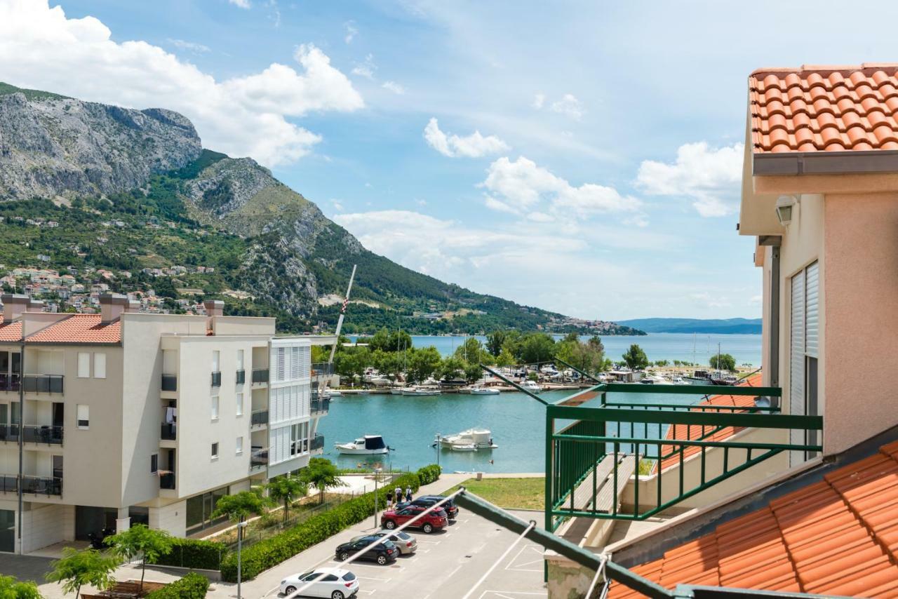Natali Apartment Omis Exterior photo